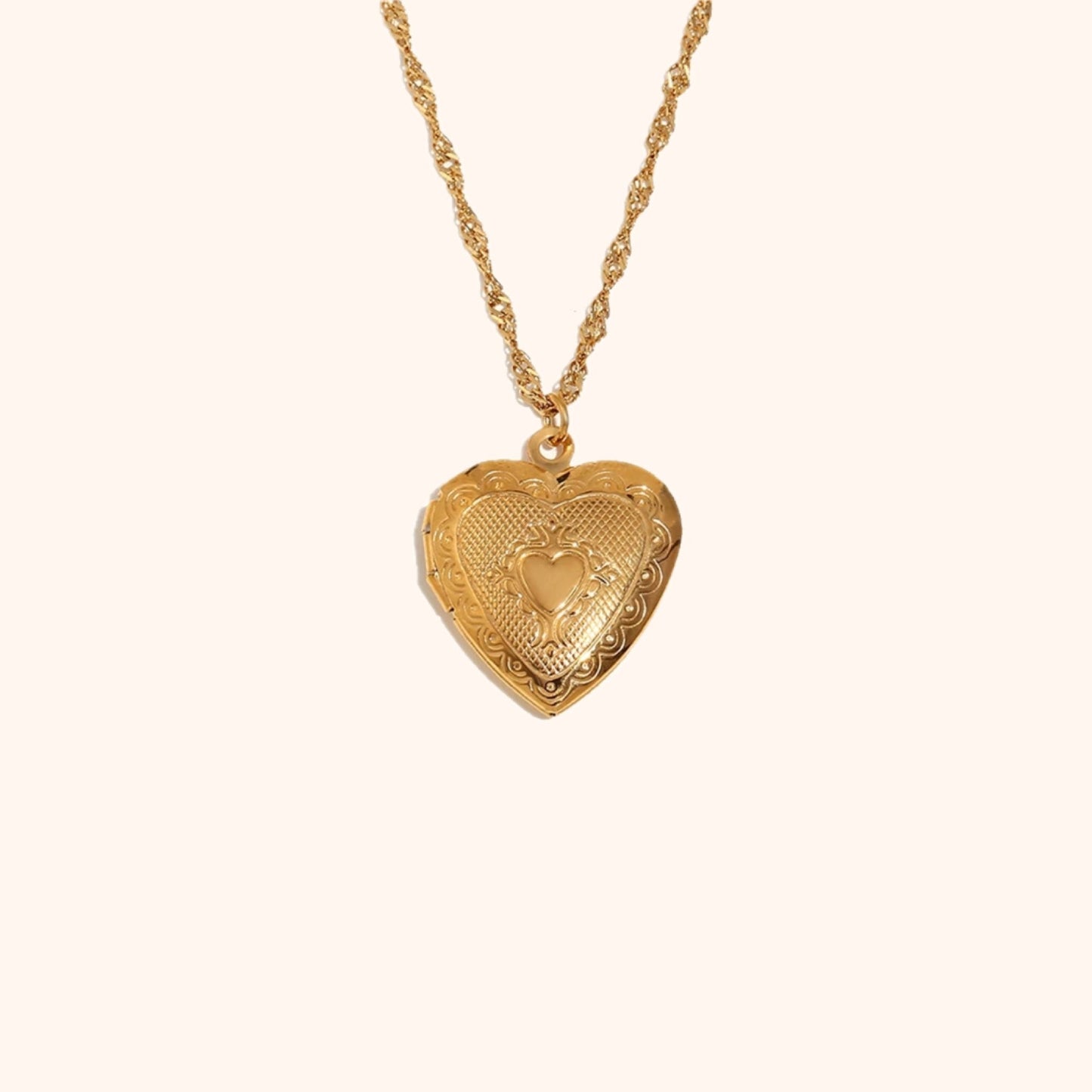 Cayetana Locket Necklace