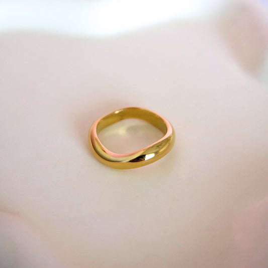 Mia Ring