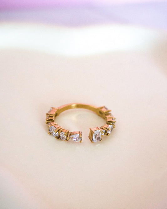 Cleo Ring