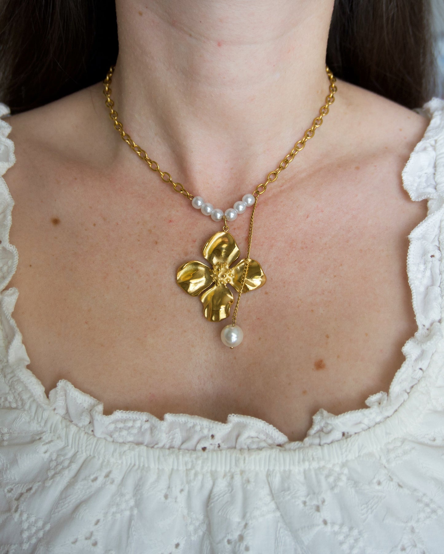 Azalea Necklace 💧
