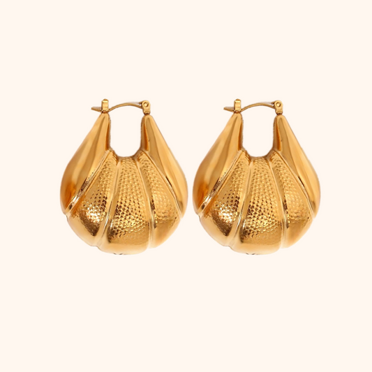 Croissant Hoops - Gold 💧