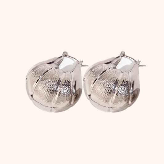Croissant Hoops - Silver 💧