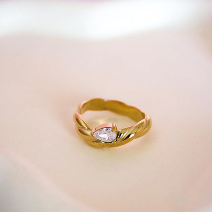 Eve Ring