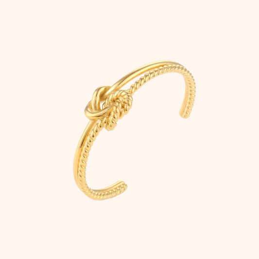 Knot Open Bangle 💧